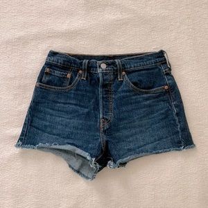 Levi’s 501 high rise cutoffs dark wash 27